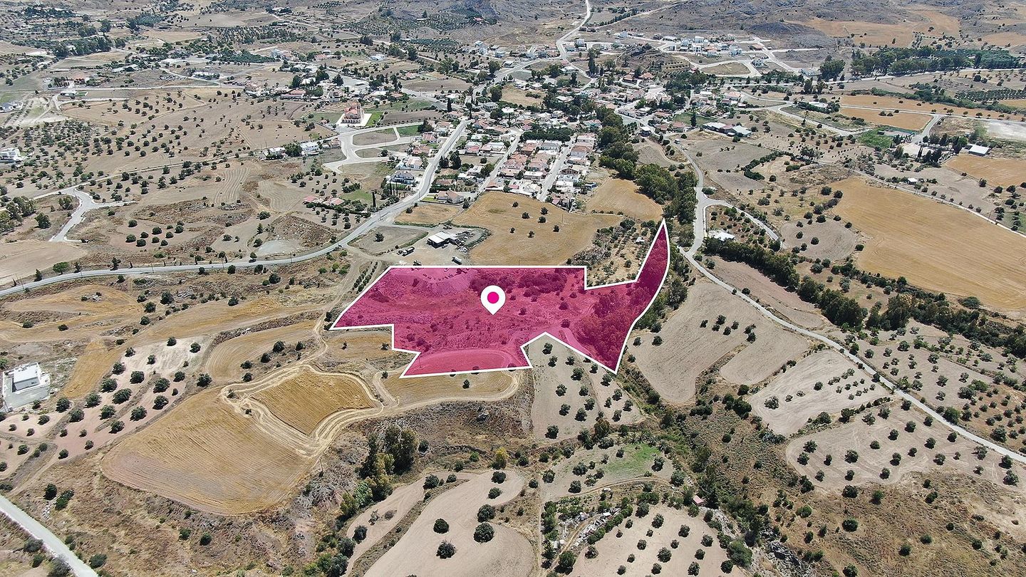 Share of a residential field in Analiontas, Nicosia