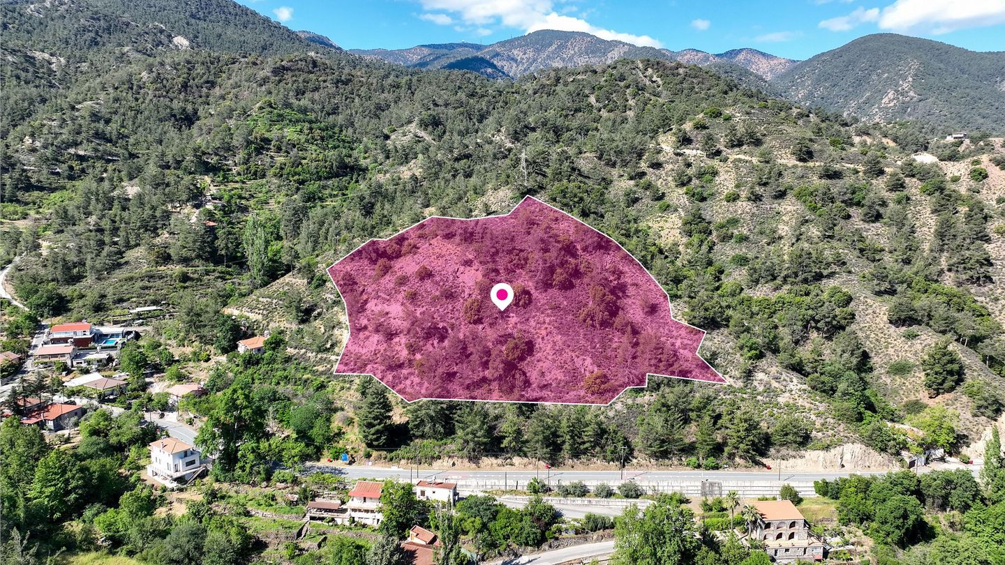 Large Residential Field in Kakopetria, Nicosia
